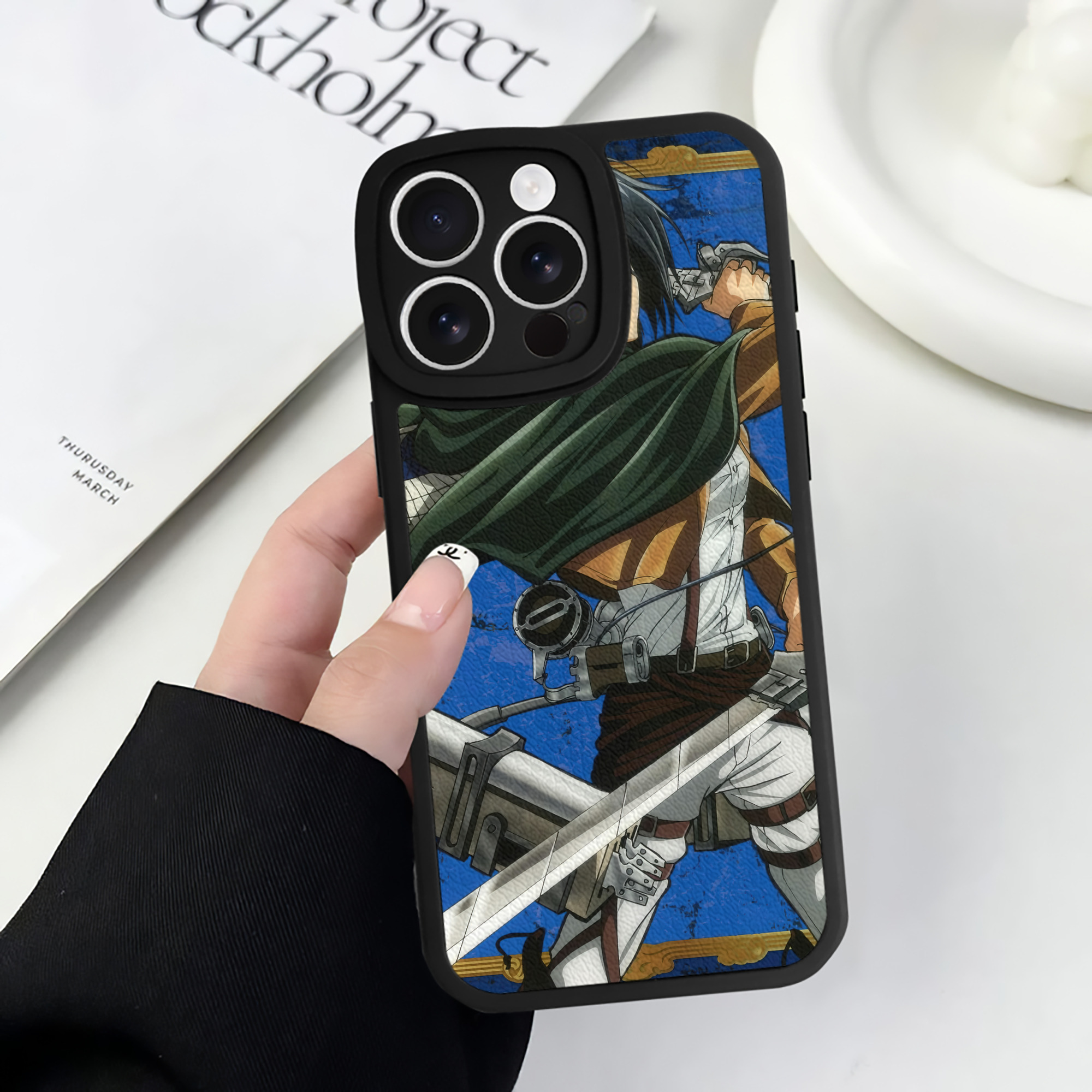 （画像用） 進撃の巨人 Attack on Titan 【iPhone 16シリーズ対応】シリコンスマホケース（レザー調） 材質：シリコン